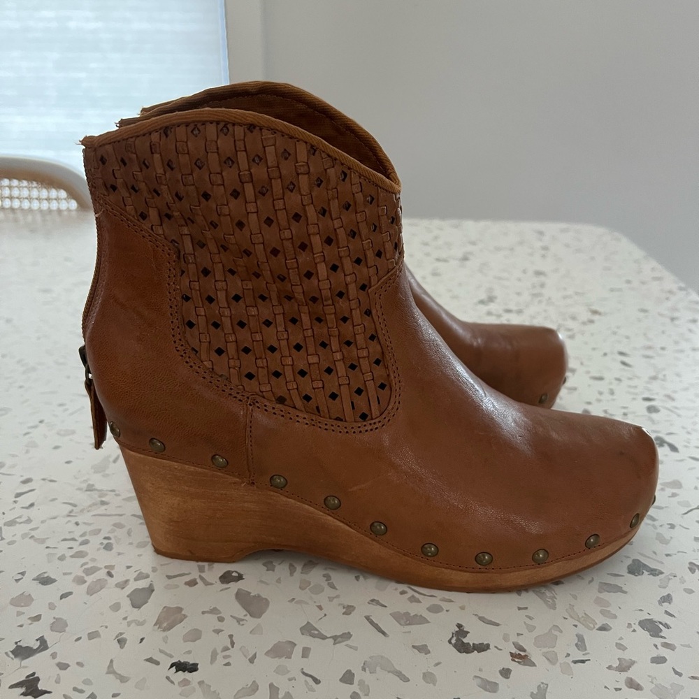 Kelsi Dagger Brooklyn booties